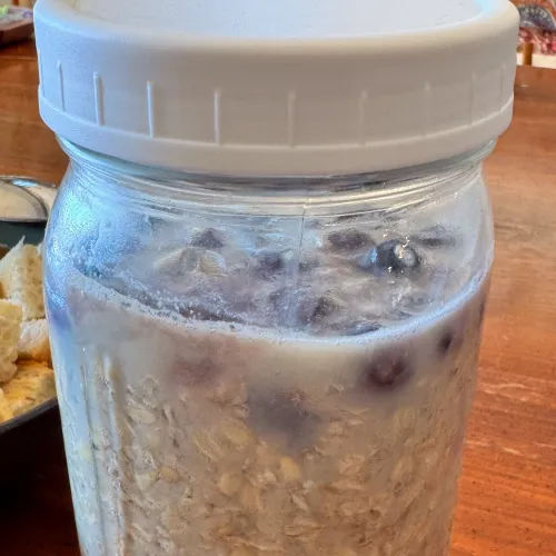 Oats in a Ball Jar